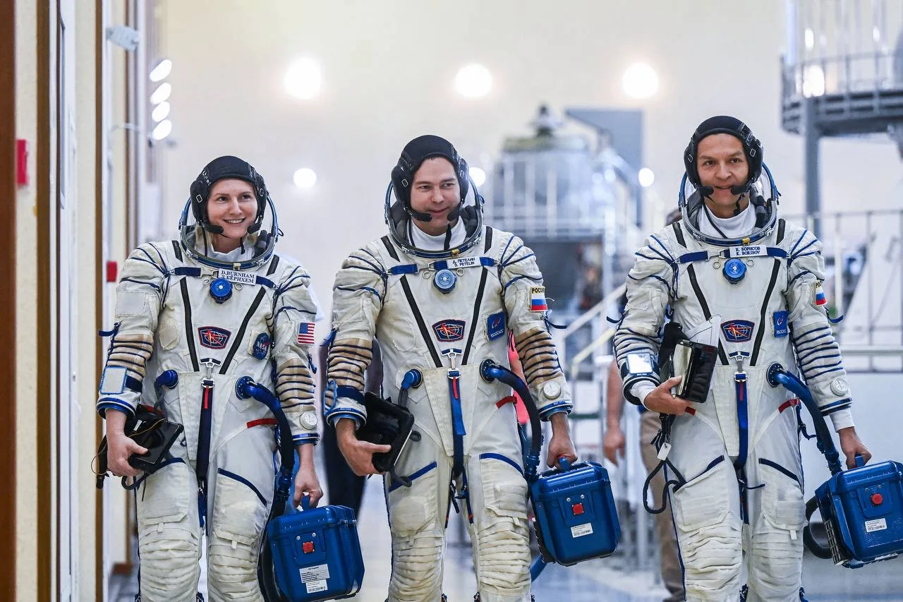 На прошлой неделе дублирующий экипаж миссии МКС-75 принял участие в комплексной тренировке на тренаж