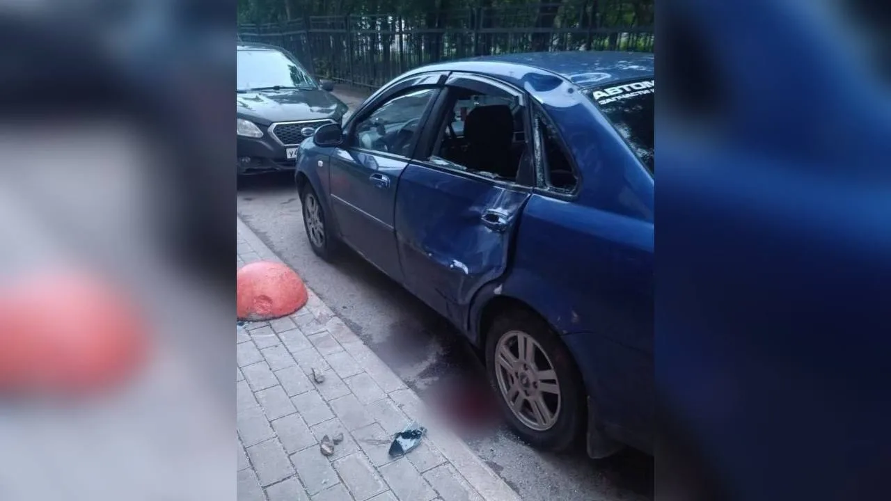 Девятиклассник выпал из общего балкона 27-го этажа в Уфе —  из-за двойки по ОГЭ. Он разбился насмерт