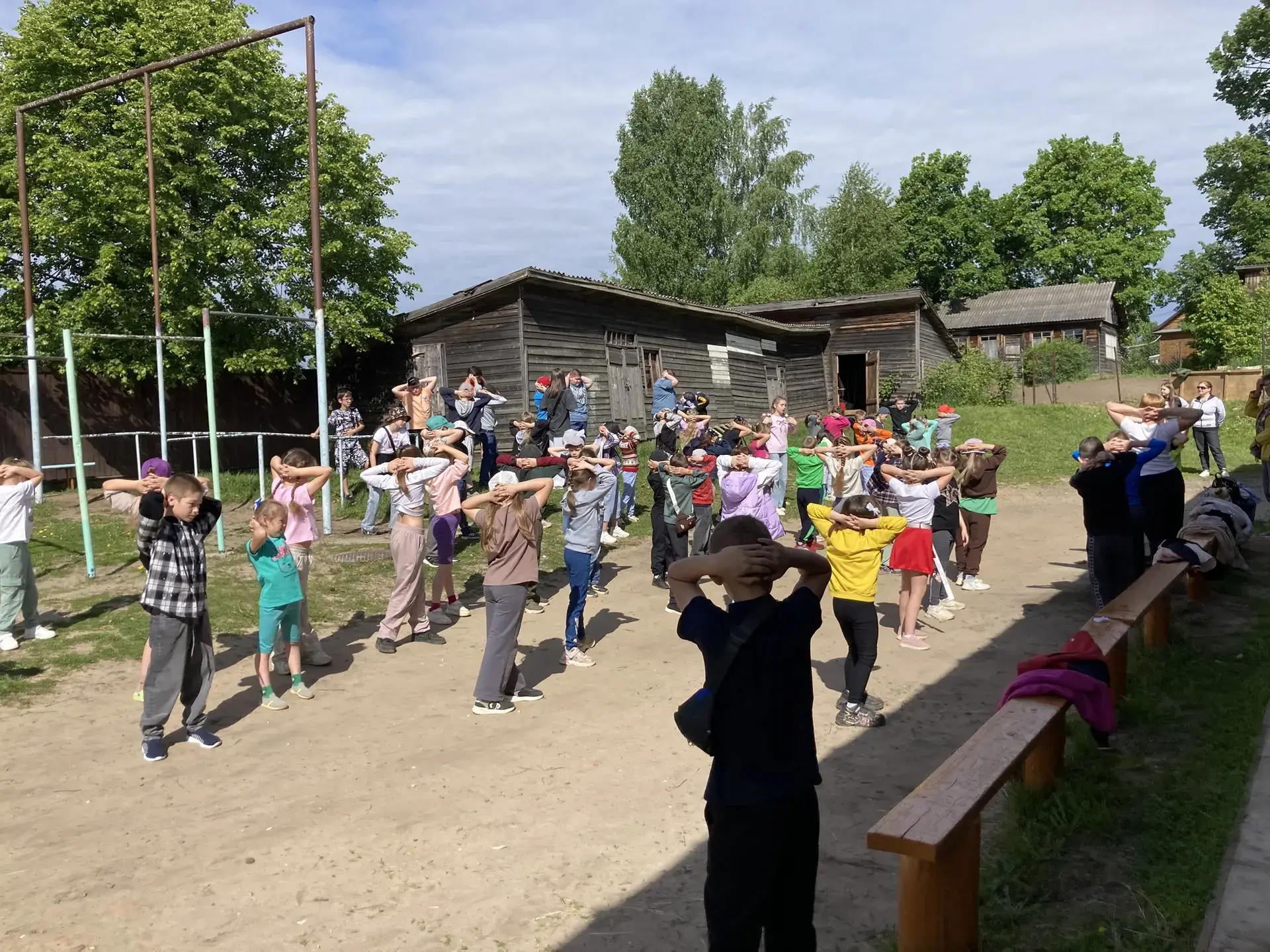 🌟 Продолжается месячник Здорового Образа Жизни! 🌱 

Ежедневно утро в нашем лагере начинается с зар