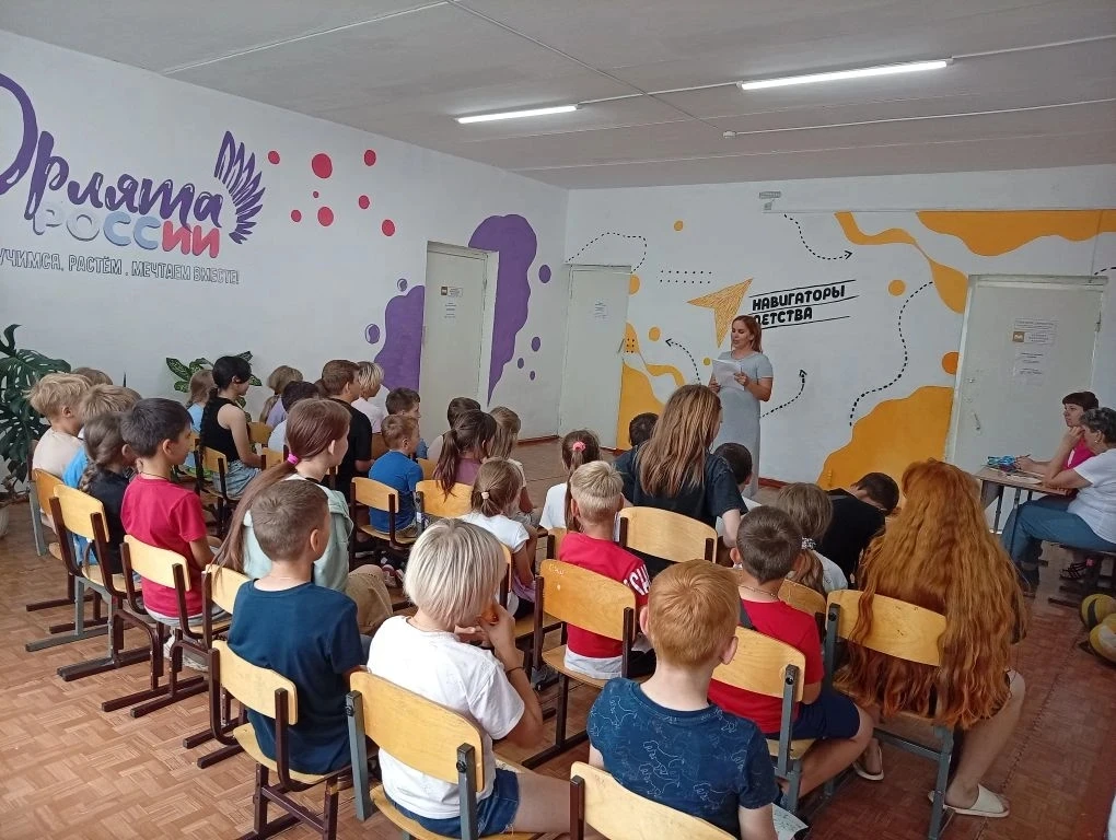 📌Утро было классным, но настоящее веселье началось, когда мы всей гурьбой рванули в кино на «Кощея 