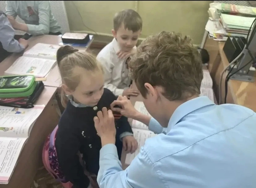 🕊АКЦИЯ "ГЕОРГИЕВСКАЯ ЛЕНТОЧКА"

🇷🇺В преддверии празднования Дня Победы в нашей школе прошла  Всер