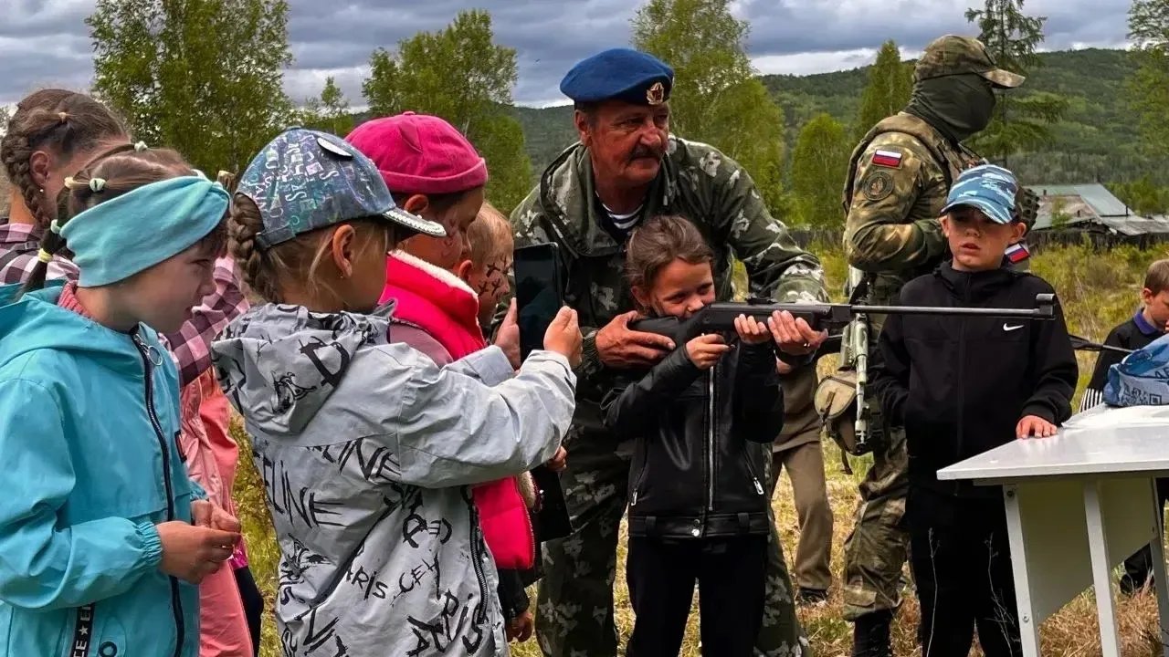 🔥 Зарница‑2026: дух патриотизма в действии! 🔥

В пгт Амазар прошла военно‑патриотическая игра «Мол