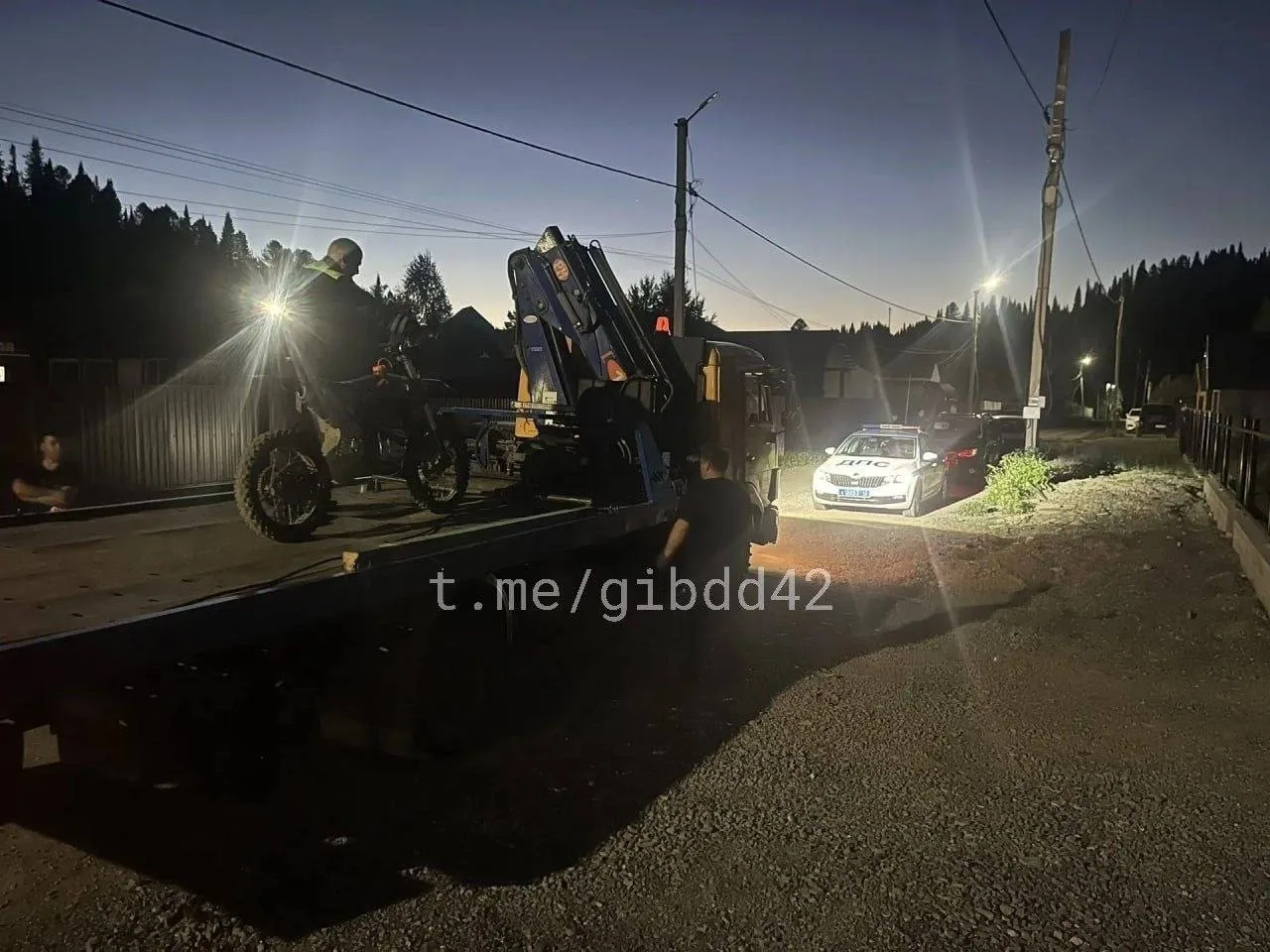 В Таштаголе поймали малолетнего мотоциклиста — родителям грозит штраф до 30 тысяч рублей

Сотрудники