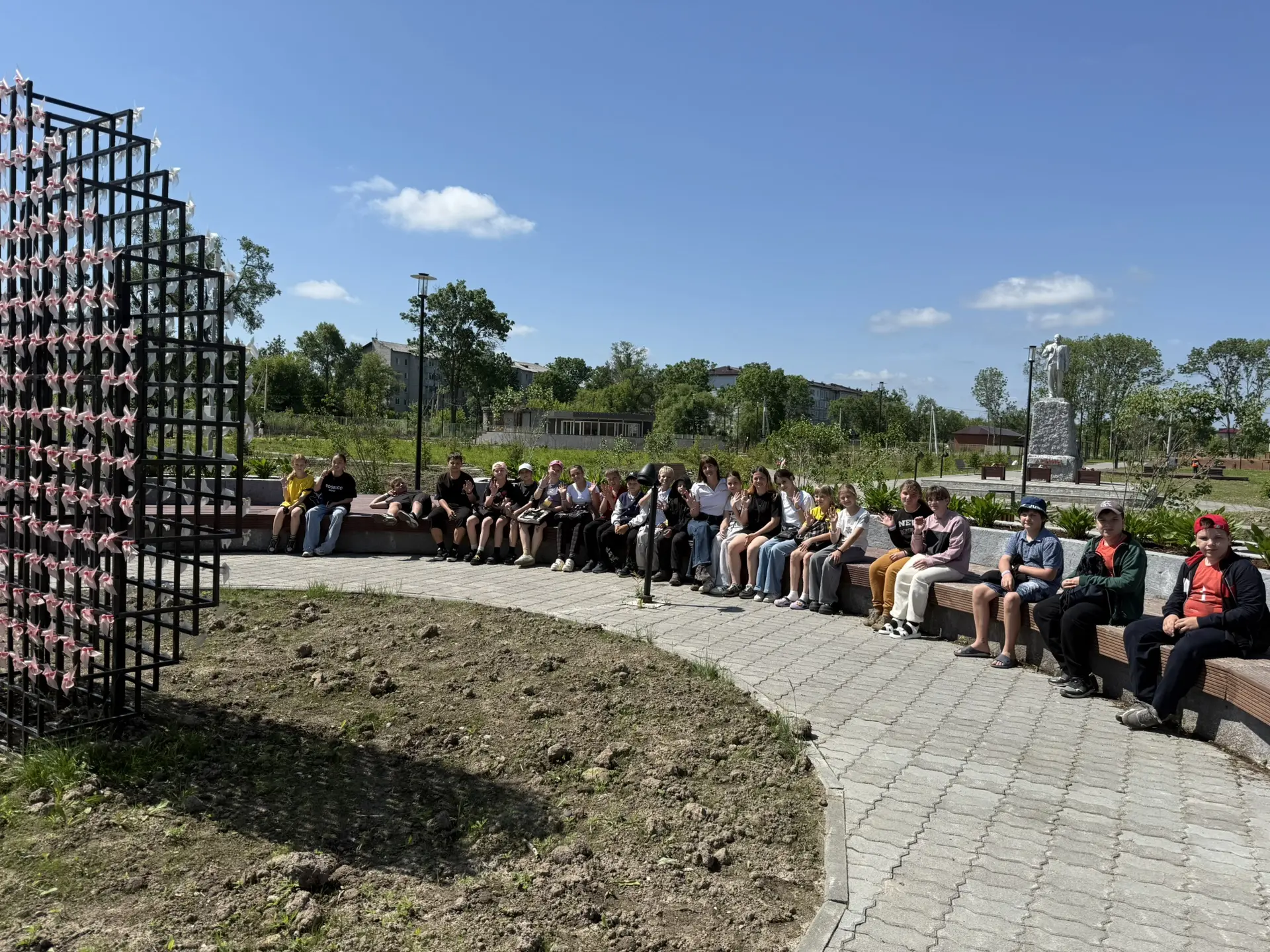 #ДвижениеПервых 
#РисуйРоссия 
#РодинойГоржусь #НавигаторыДетства25
#Школа2ЛМО