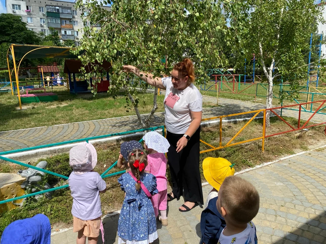 ✨Интересные даты ✨
"ДЕНЬ БЕРЕЗЫ" в младшей группе "Островок "
Что делали наши ребята?
Узнавали секре