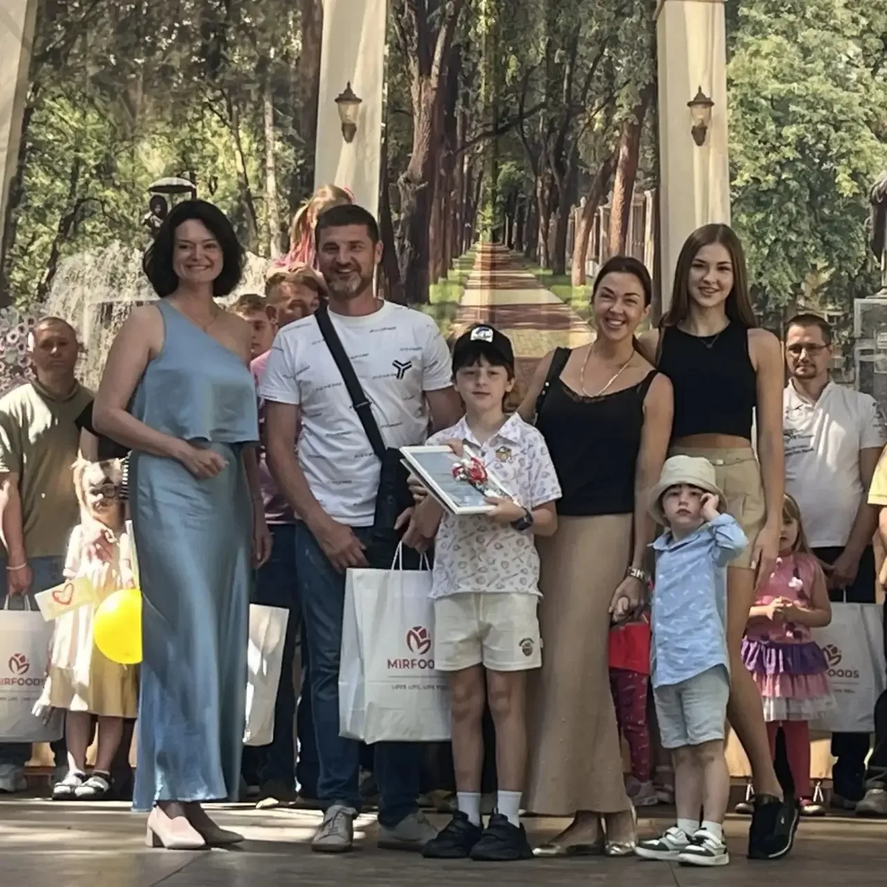 Юбилейный фестиваль "Ромашка" 

Пятый год подряд в преддверии дня семьи, любви и верности, собираемс