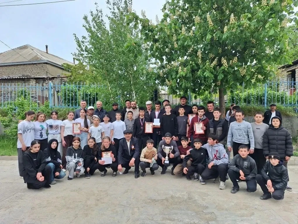 🔥 Спортивные соревнования в честь Дня Победы: юные спортсмены почтили память героев.
Соревнования  