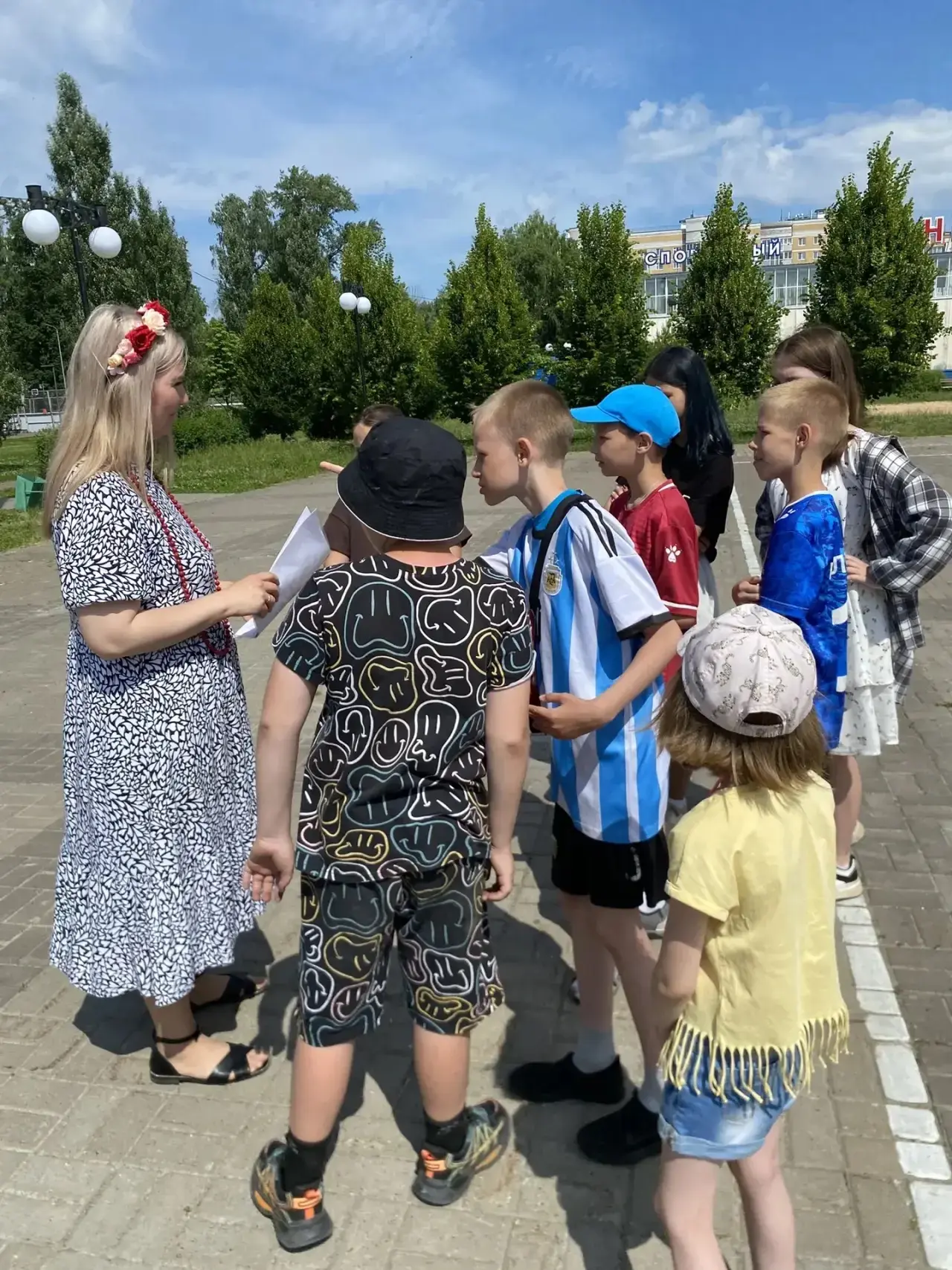 Яркое путешествие в мир игр народов мира! 🌍✨
Сегодня 5 отряд нашего любимого пришкольного лагеря "Р