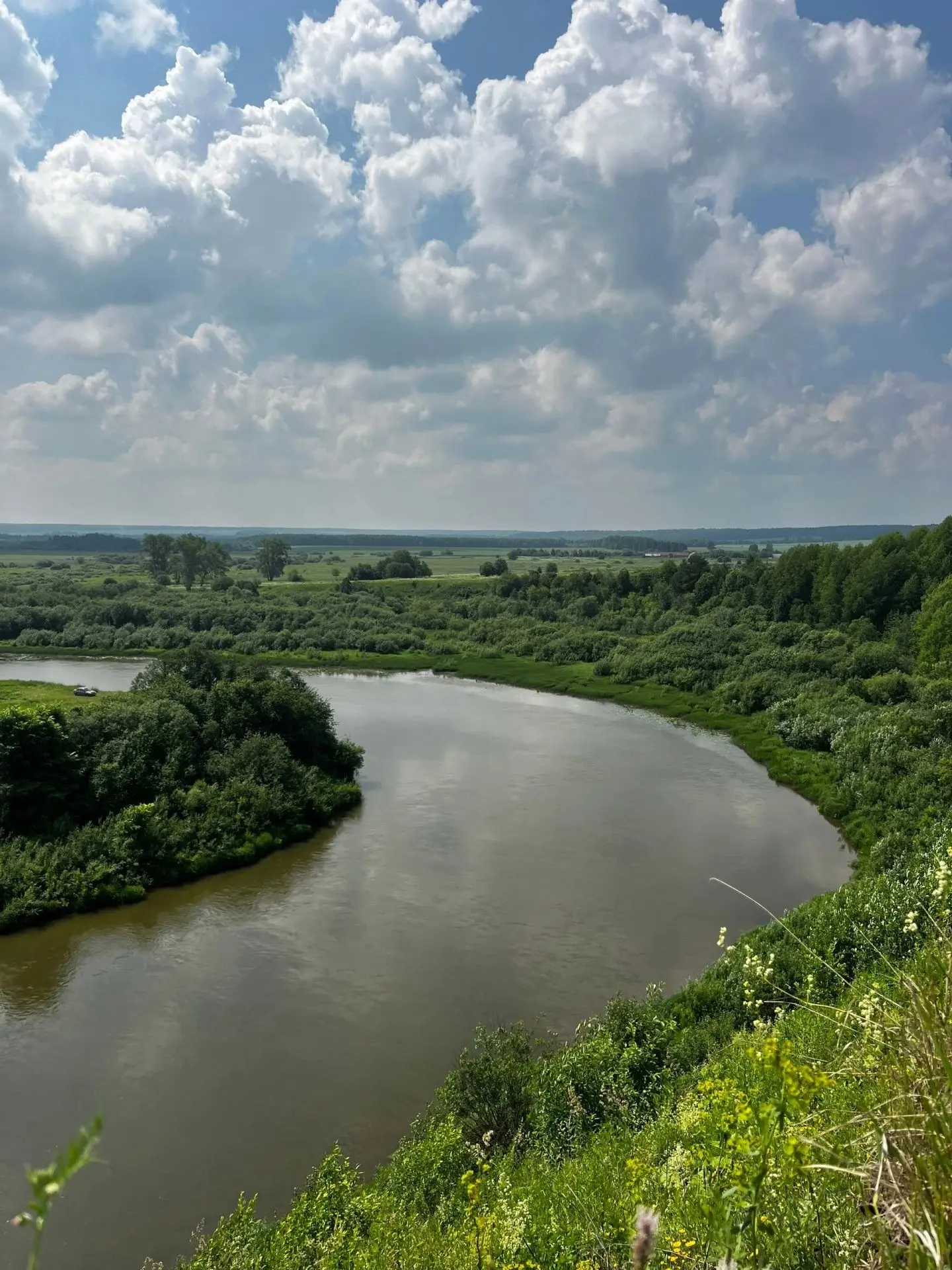 Лето красное. Обва река.
🌲
Фото Надежды Борисовой.