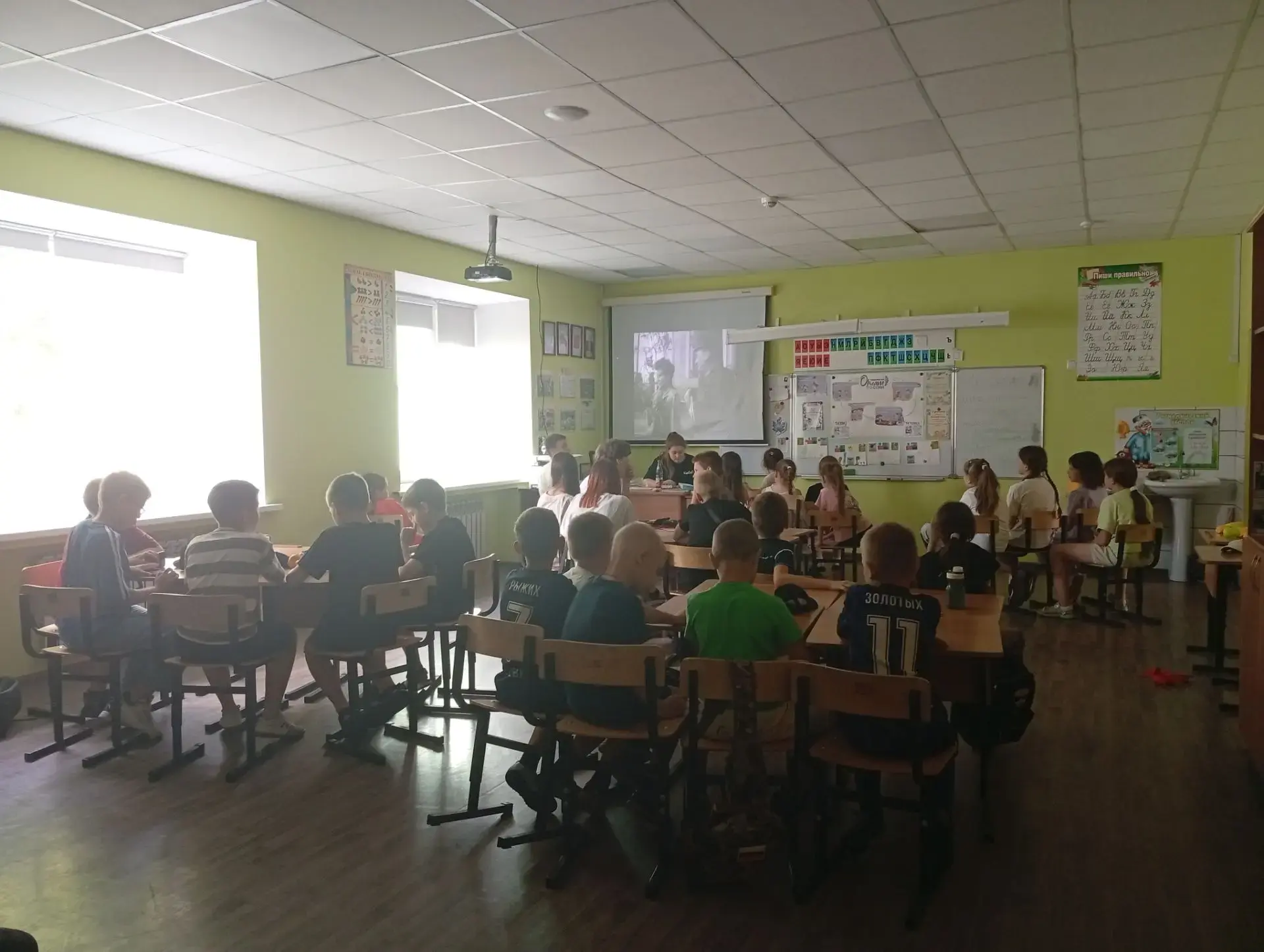 📢 Одиннадцатый день в школьном лагере «Мы — будущее России!» ✨

16 июня в лагере «Мы — будущее Росс