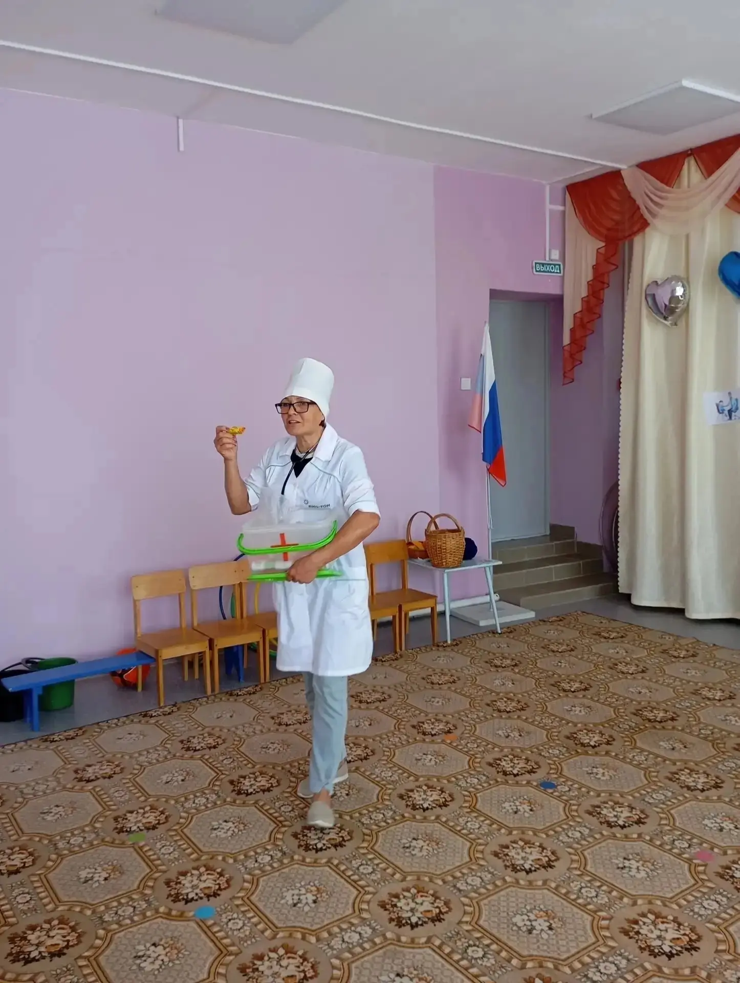 Сегодня, 19 июня, в честь Дня Медика, прошёл День здоровья. Наш детский сад встречал необычного гост
