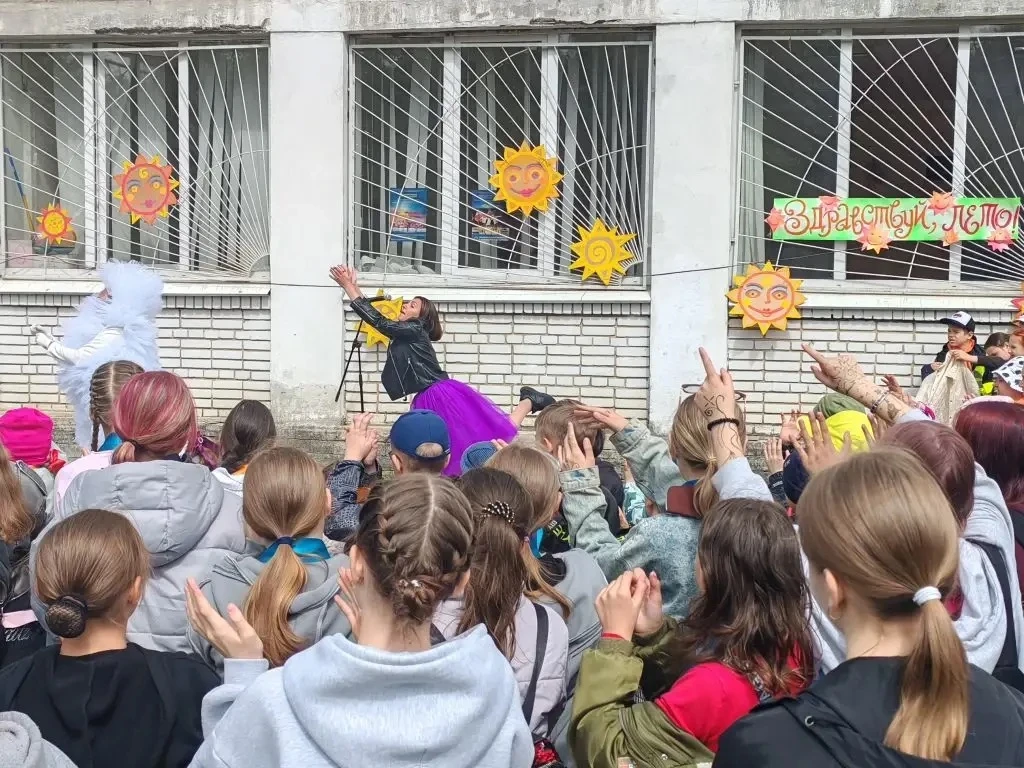 О том, как мы встретили лето! 🌞 

🔹1 июня в День защиты детей в Правобережном доме детского творче