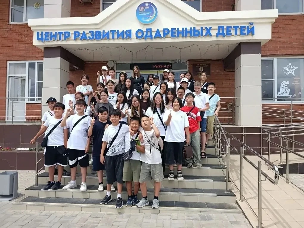 Как «Кванториум» зажёг в наших детях любовь к науке»

Воспитанники профильного лагеря «Дегц» с огром
