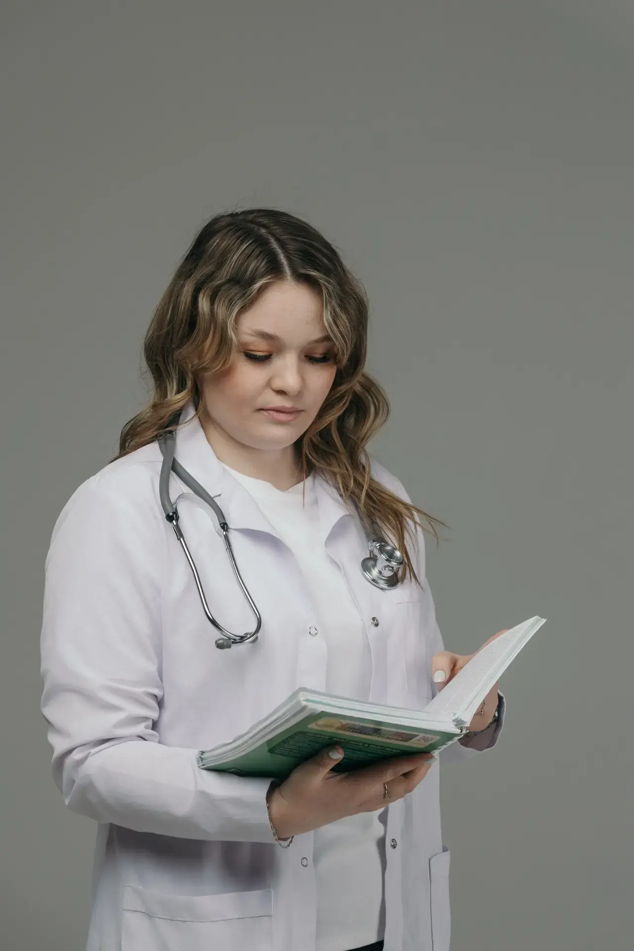 Путь в медицину: история Анастасии Дороховой

👩‍⚕️Решение стать врачом для Анастасии Дороховой было