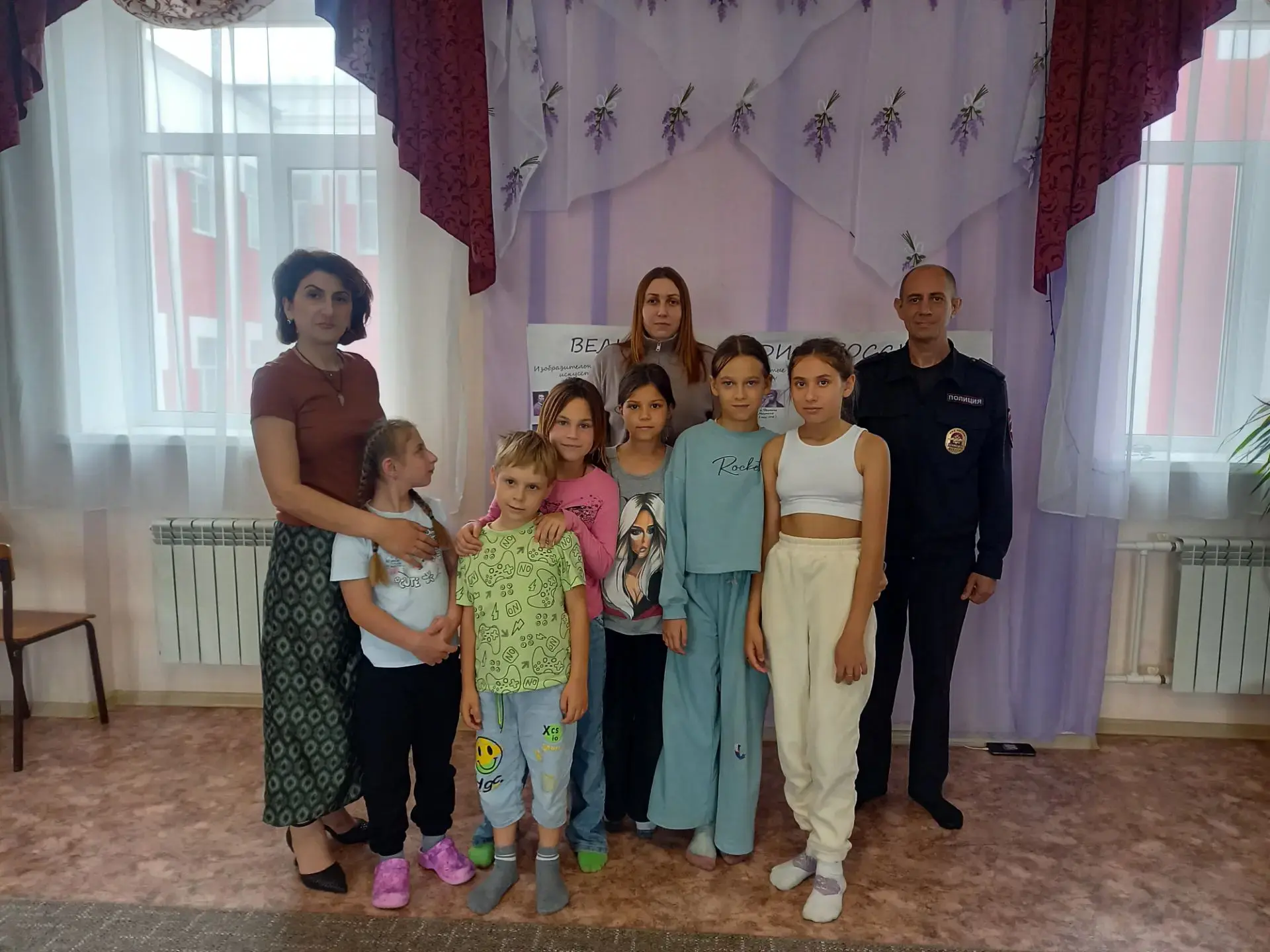 Лето —это время активного отдыха и купания в водоёмах. Однако, вода может быть не только источником 