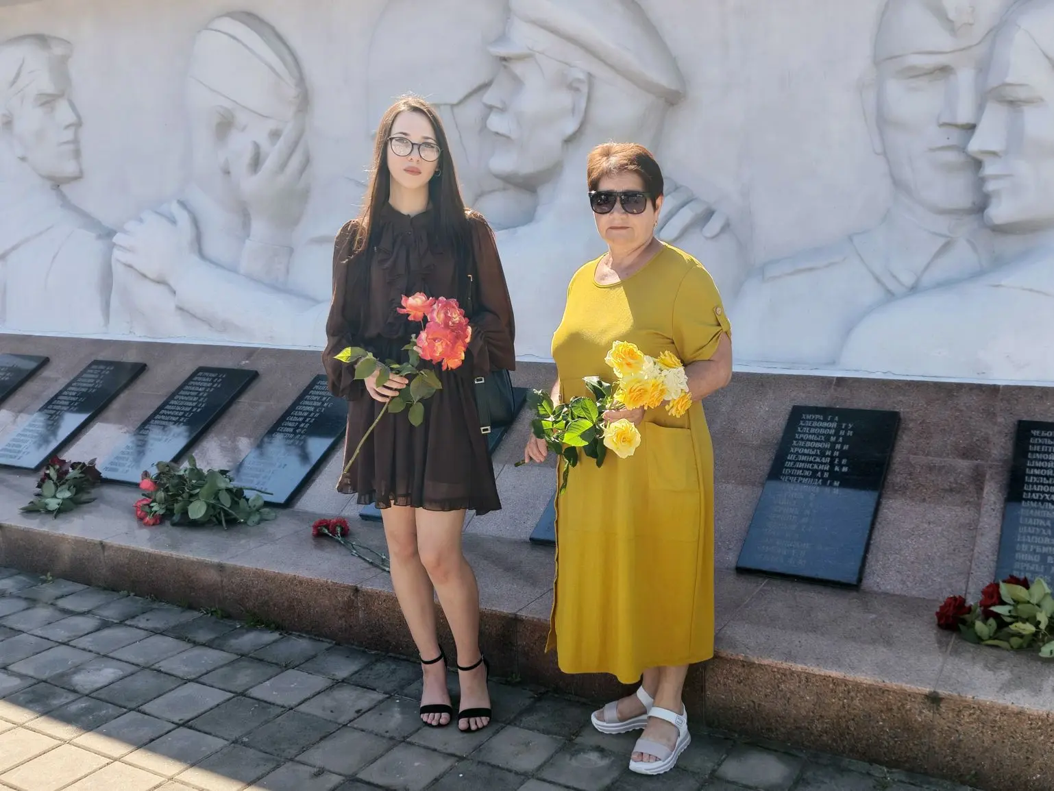 Сотрудники Бриньковской библиотеки почтили память воинов Великой Отечественной войны, приняв участие