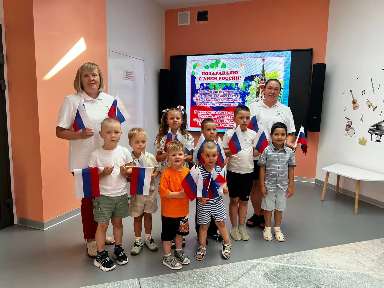 С днём рождения, наша любимая Россия! 🇷🇺🎉

В честь этого великого праздника в наших группах «Зате
