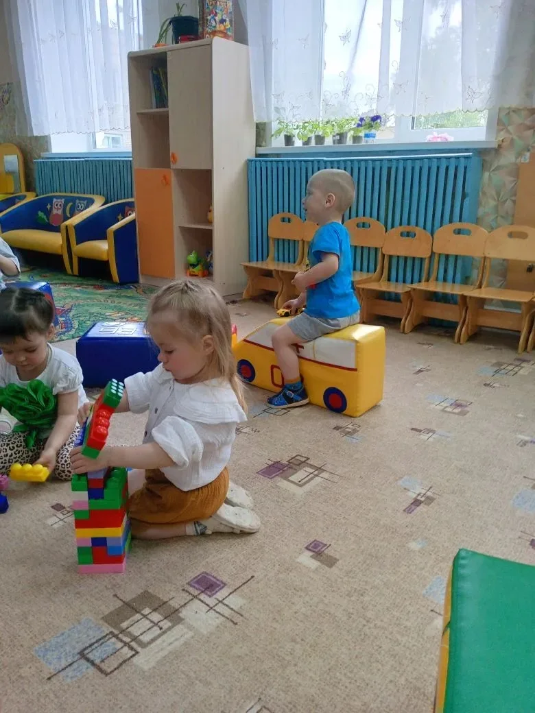 Свободная игра для ребёнка, является столь же необходимой деятельностью, как любая работа - для взро