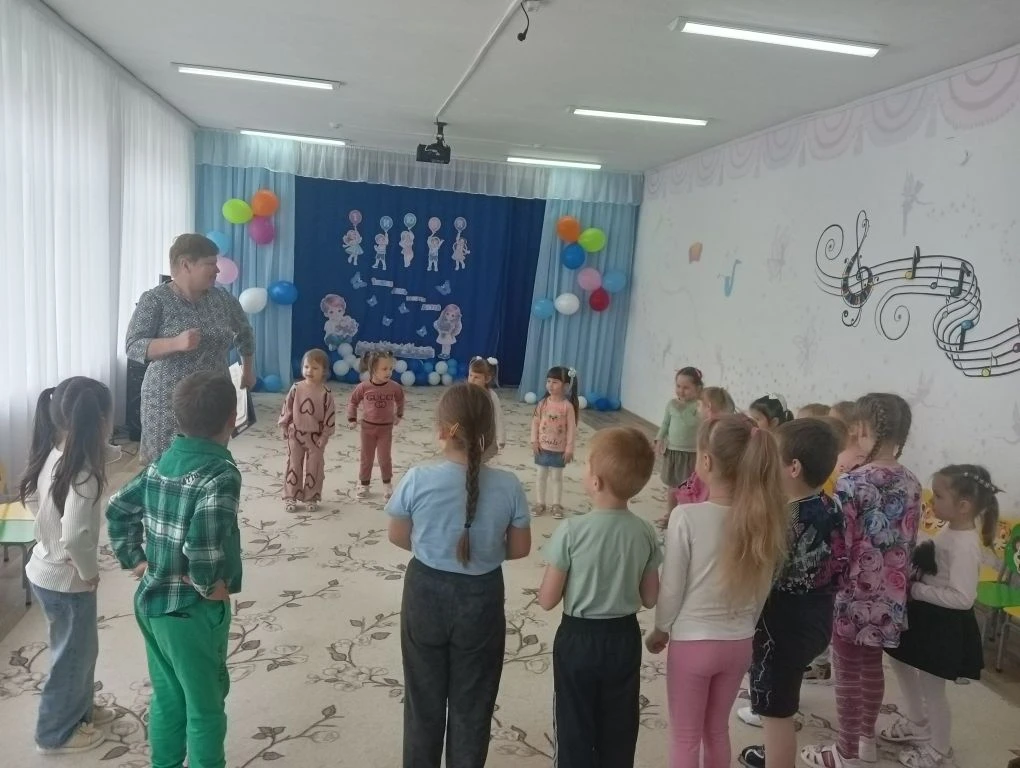 ☀️ ДЕНЬ ЗАЩИТЫ ДЕТЕЙ ☀️

😊 Поздравляем всех с Международным днём защиты детей!🎉🎊♥️
 🎊Этот праздн