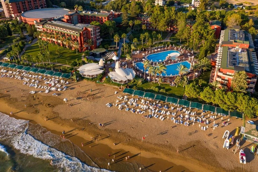 Турция, Аланья из Екатеринбурга
➡️ Aqi Pegasos Club 4*
✈️ 21 июл / 9 нч
AI — Все Включено
👍 235 100