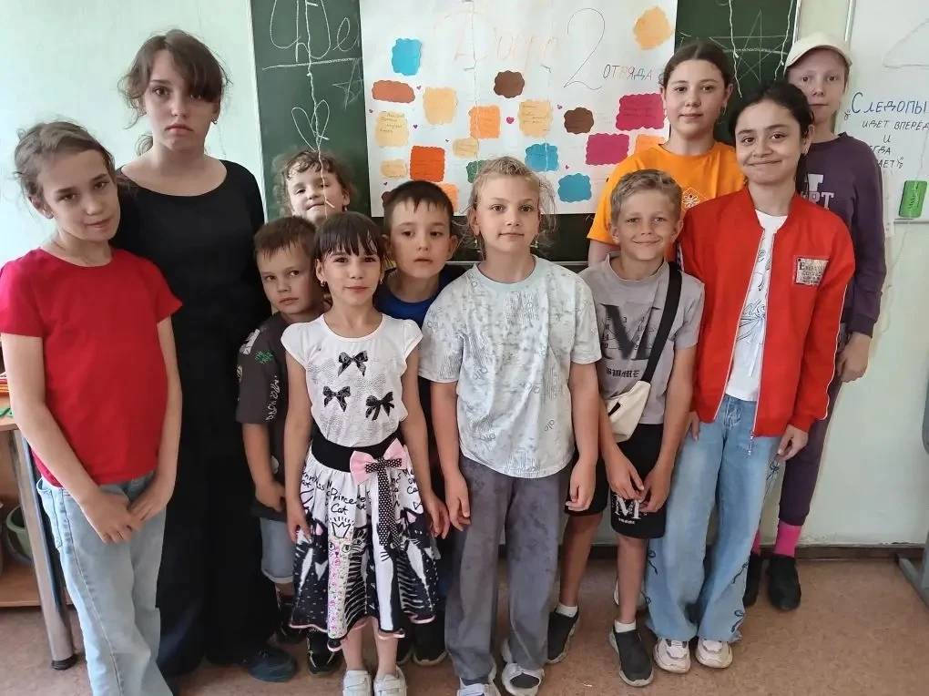 Вчера в лагере прошёл настоящий день добрых дел! 🌟 

Ребята соревновались, кто совершит больше добр