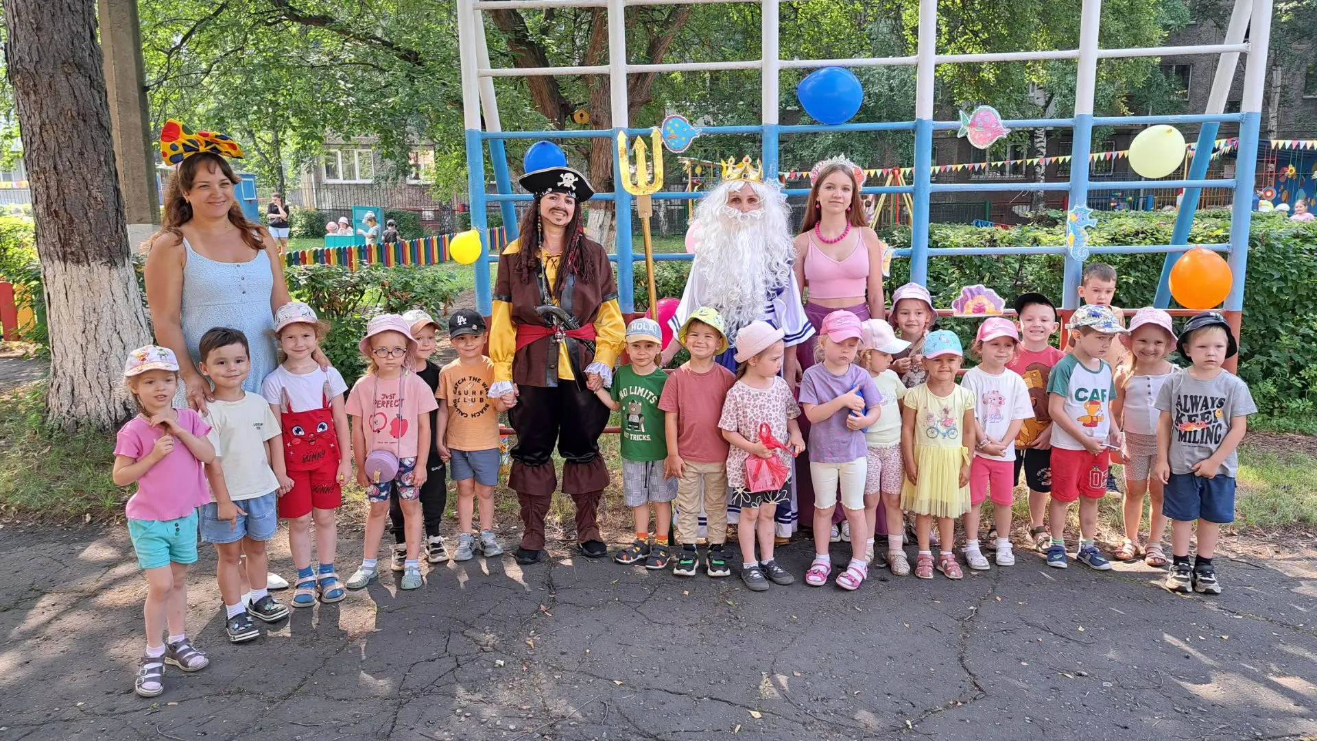 Полный вперёд к приключениям! ⚓️
У нас прошёл самый мокрый и весёлый праздник — День Нептуна!
🌊🌊🌊