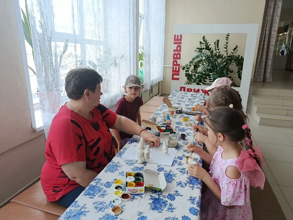 Летние каникулы в Юргамышском центре культуры продолжаются яркими и полезными событиями! Сегодня для