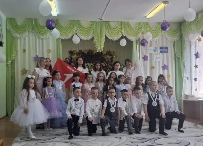#ГодДошкольногоОбразования 
#ГДОТатарстан
#ДвижениеПервых 
#НашДетскийСадЭкият
🎓 Выпускной в детско