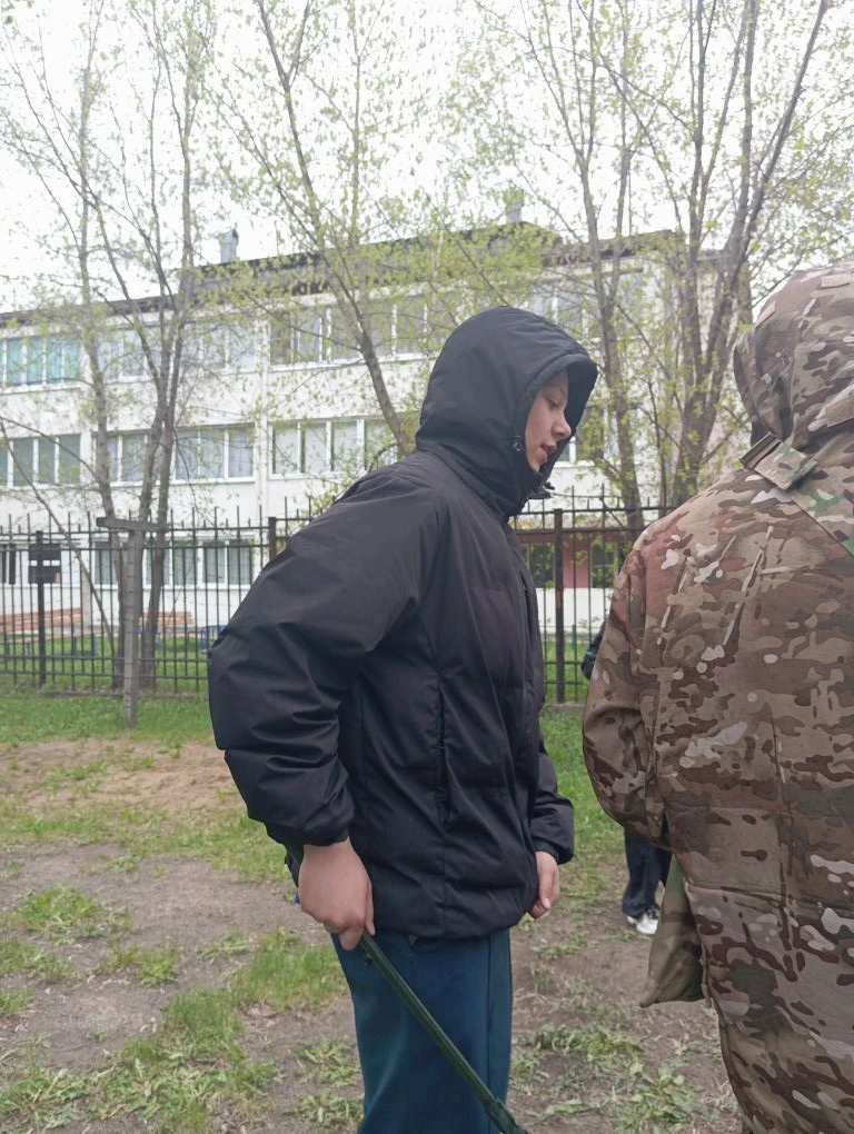 Сапёр 💣 

Меркурьев Егор. Занимается спортивным туризмом, волейболом и кросффитом🔥

#ДвижениеПервы