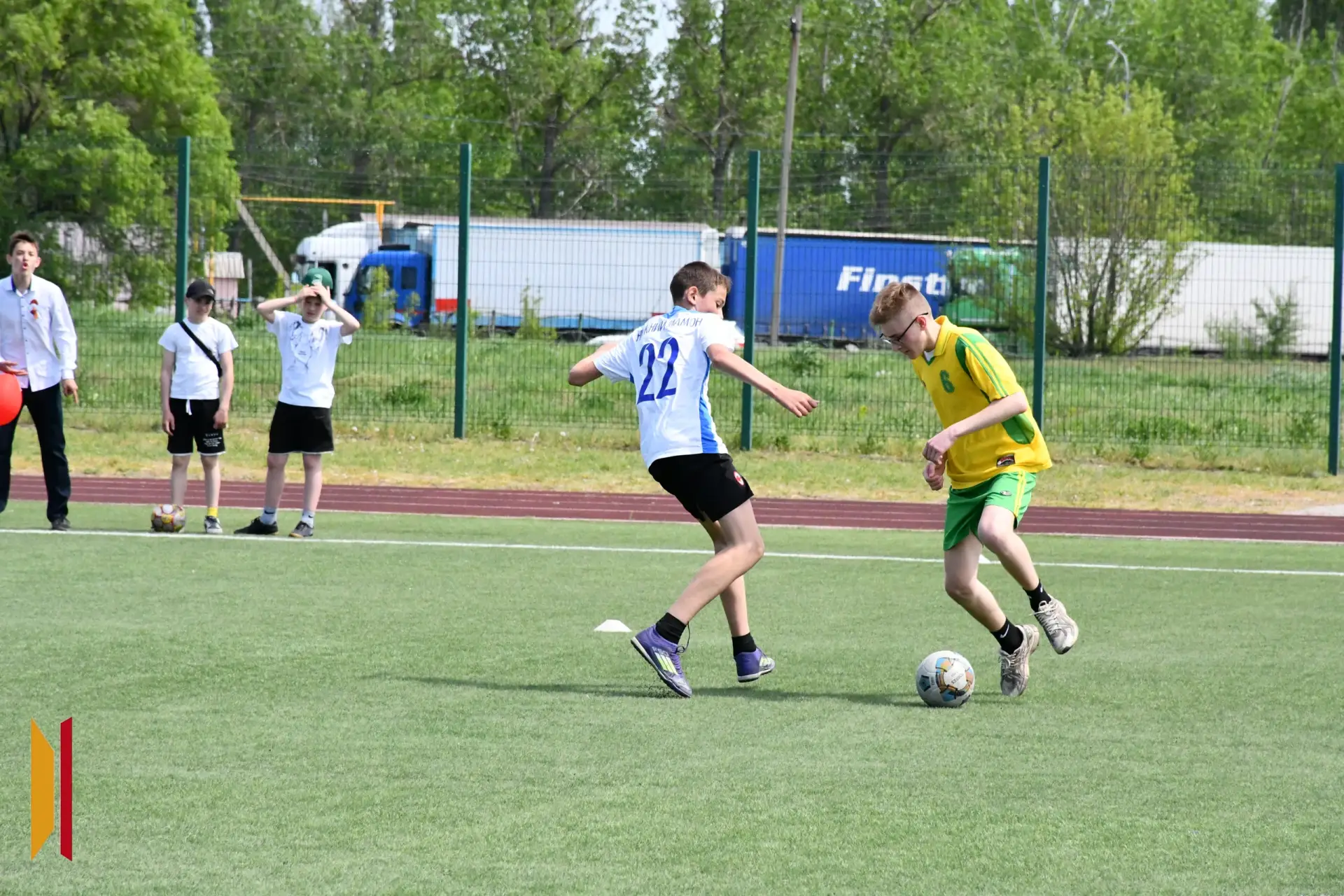 🏆 В Верхнем Мамоне прошёл финал Кубка «Победа» по футболу: юные спортсмены почтили память героев
9 