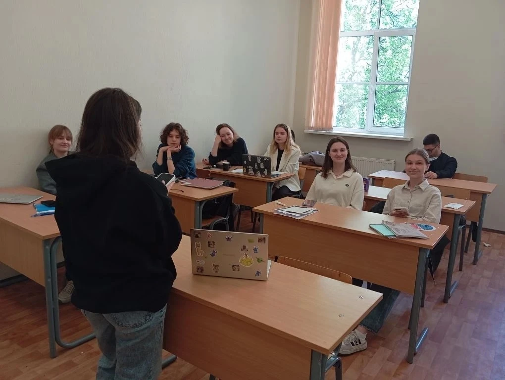 В Институте иностранных языков состоялся цикл кураторских встреч в рамках проекта «Разговоры о важно
