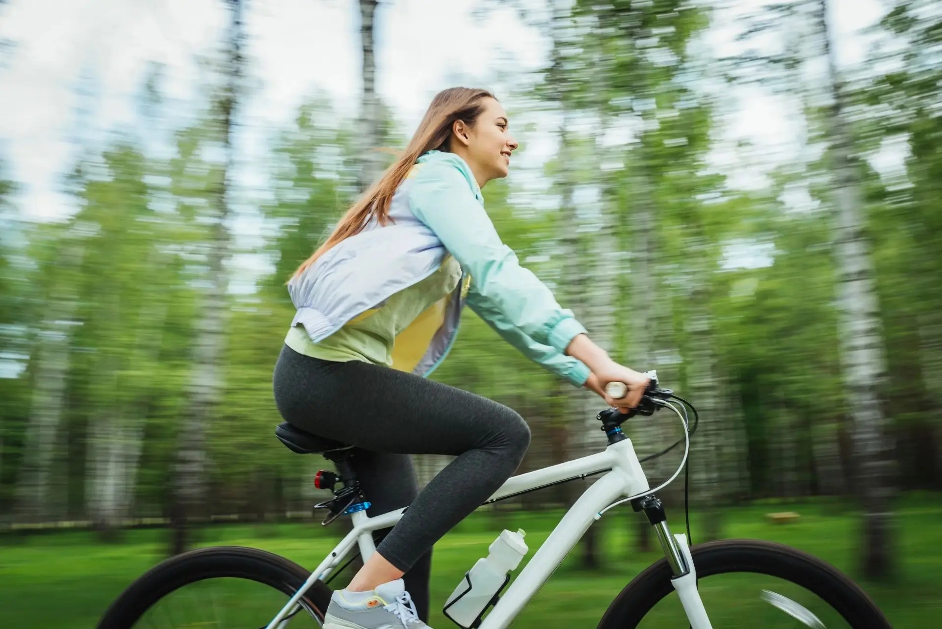 🚴 Что такое аэробная физическая нагрузка?

👉 Это длительные упражнения умеренной интенсивности, пр
