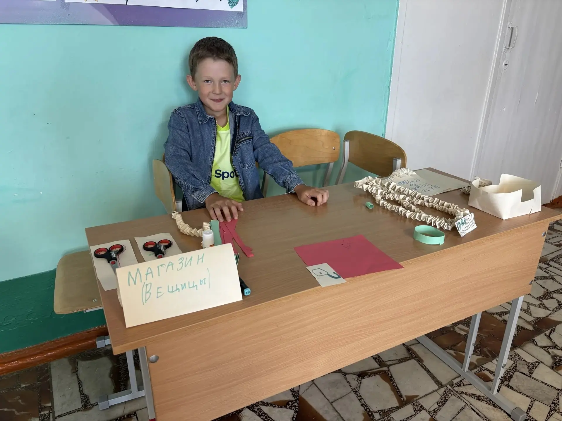 Четырнадцатый день в лагере — День бизнеса! 

💰Сегодня у нас кипела настоящая предпринимательская ж