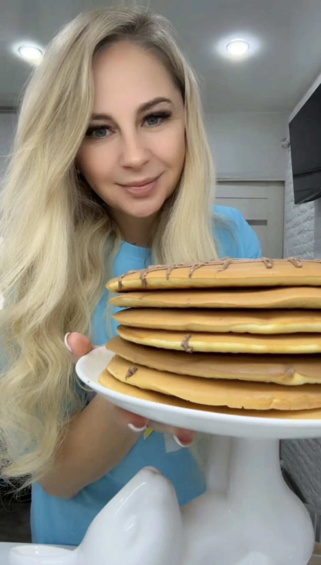 Привет, друзья!❤️ В этот прекрасный день на канале я - Наташа 

https://max.ru/natashka_food

И сего