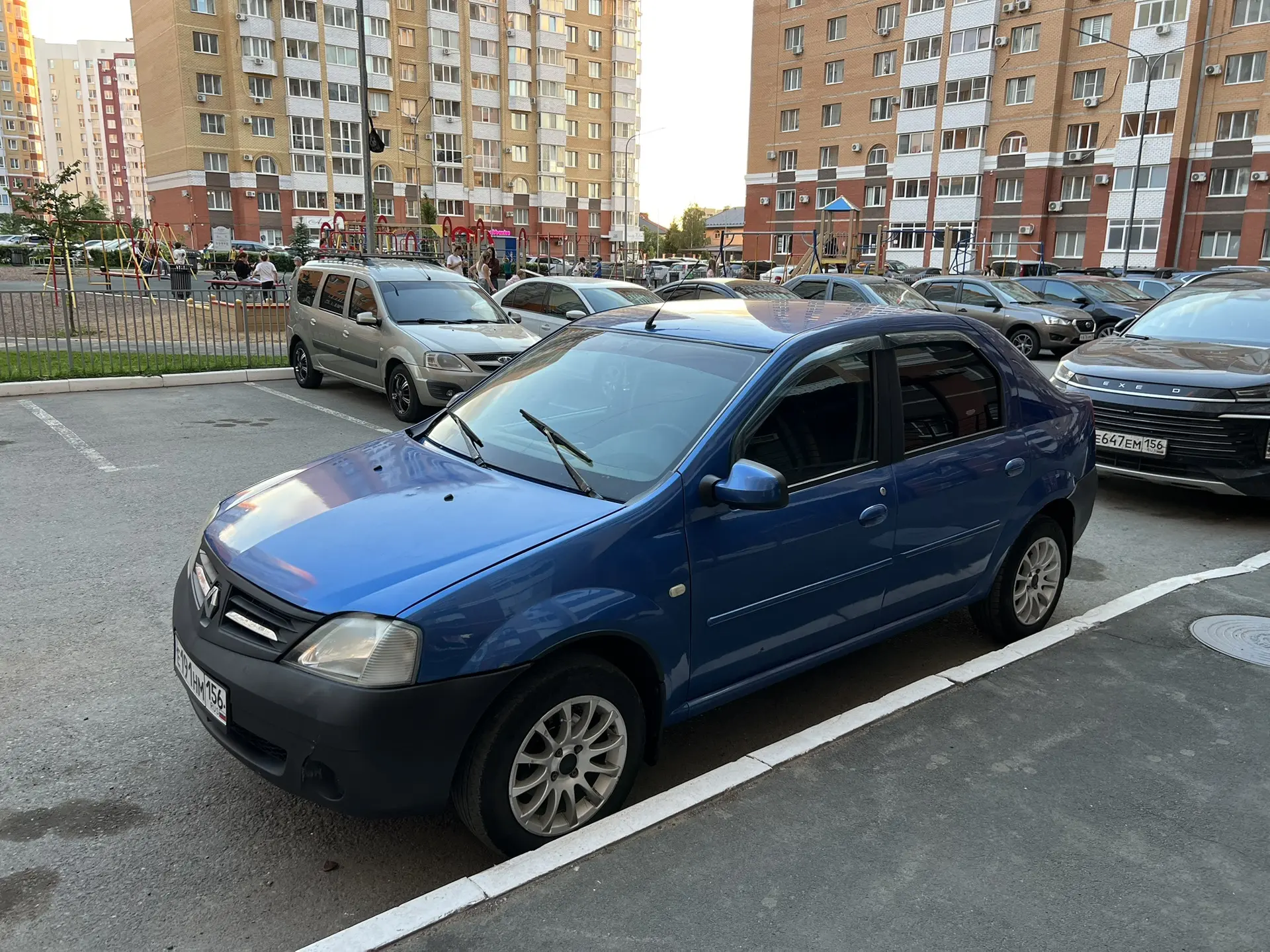 Продам Рено Логан 
Год 2008
Мотор новый контракт 
Кондиционер Гур 
4-Стеклоподемника 
Музыка Пионер 