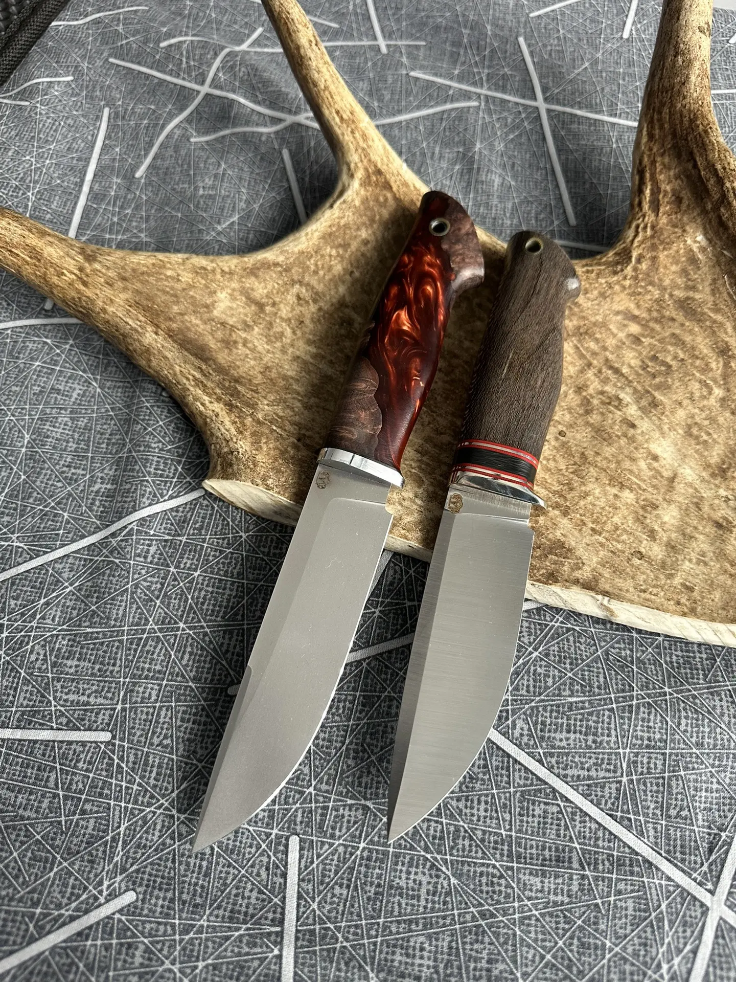 В продаже ножи из порошковой стали Elmax 🔪🔥
Цена: 11500-12000 р

Действует скидка постоянного клие