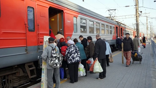 В Астраханской области 11 и 12 июня изменится расписание некоторых пригородных поездов

По информаци