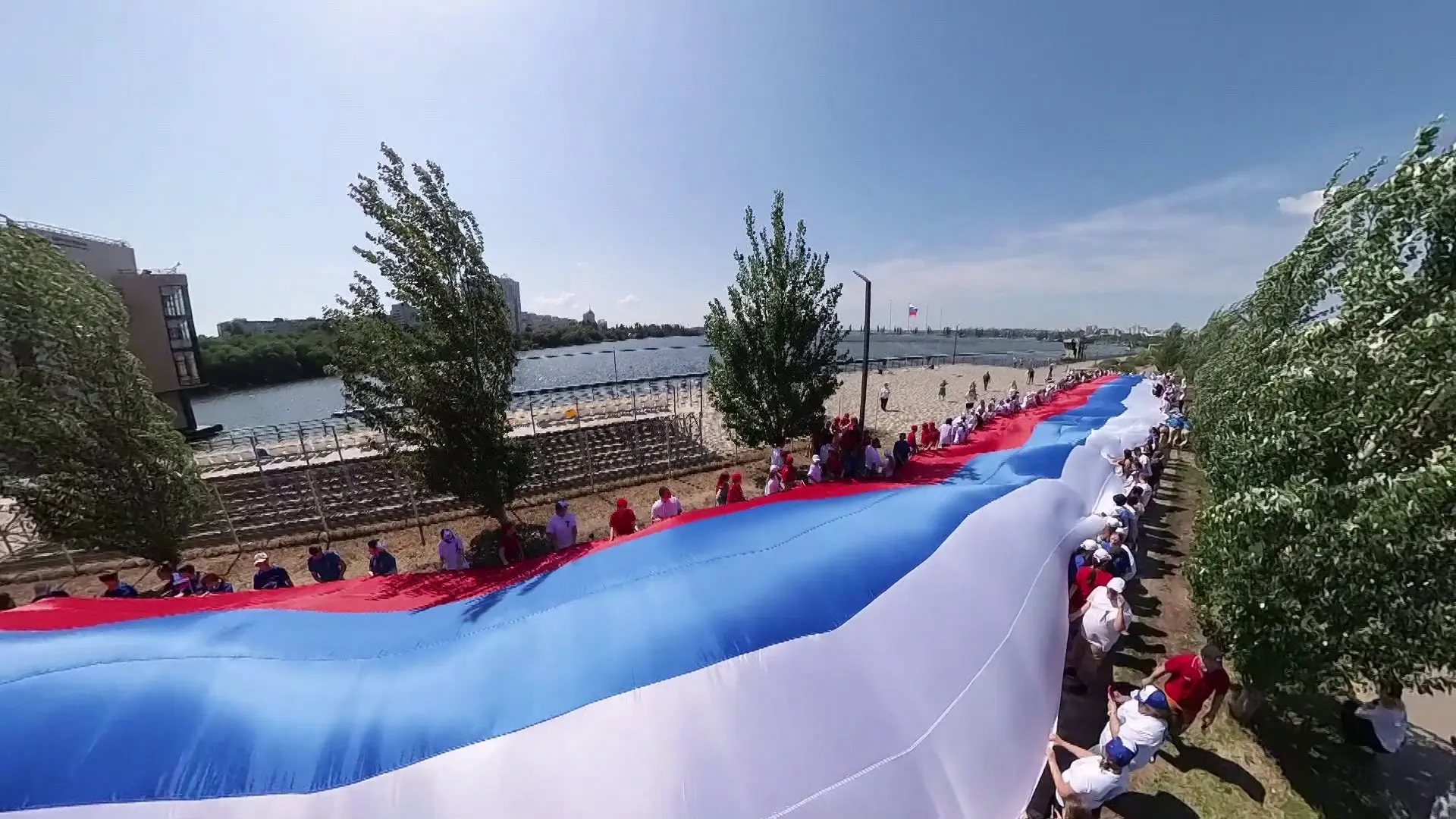 Как Воронеж готовится отпраздновать День России

В Воронеже решили отметить День России с размахом —