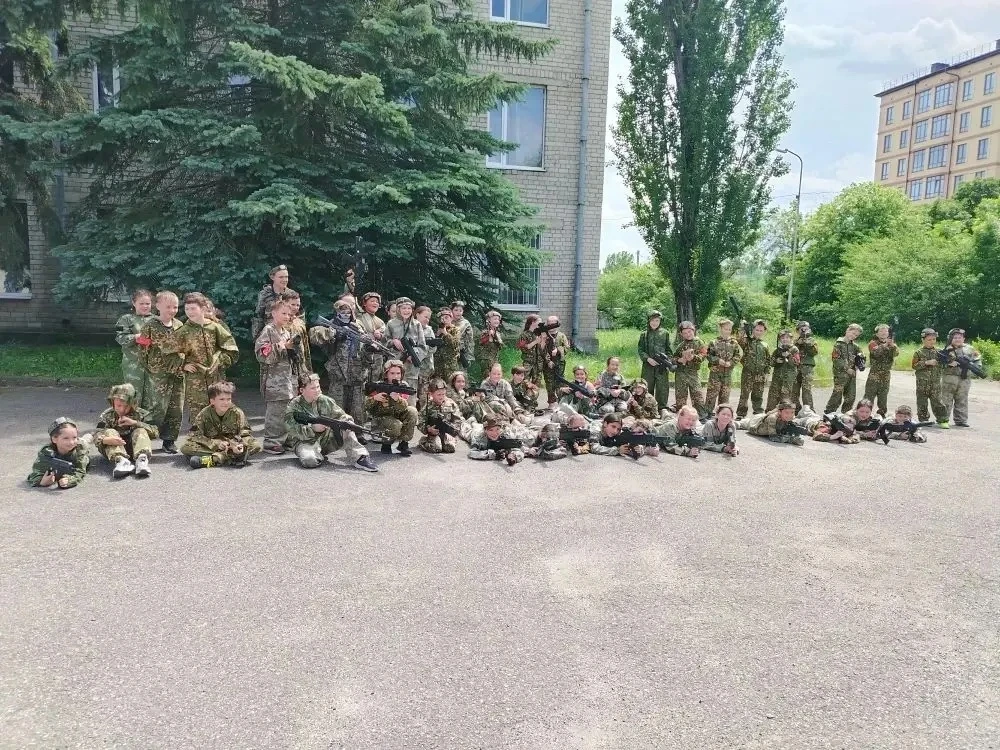 🇷🇺 День России в «Счастливом детстве»

Сегодня в нашем лагере — особенный день. В преддверии Дня Р