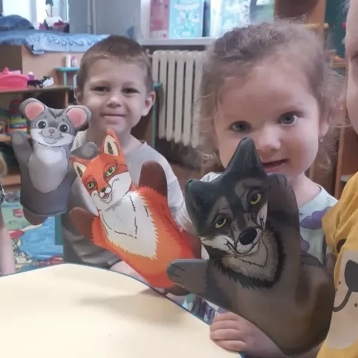 Малыши из группы 👧🏻Алёнка👧🏼 с удовольствием вспоминали любимые русские народные сказки и участво