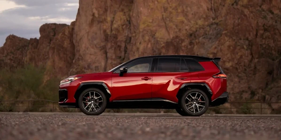 ⚡ Новый Toyota RAV4 — самый эффективный подключаемый гибрид бренда

Компания Toyota представила обно