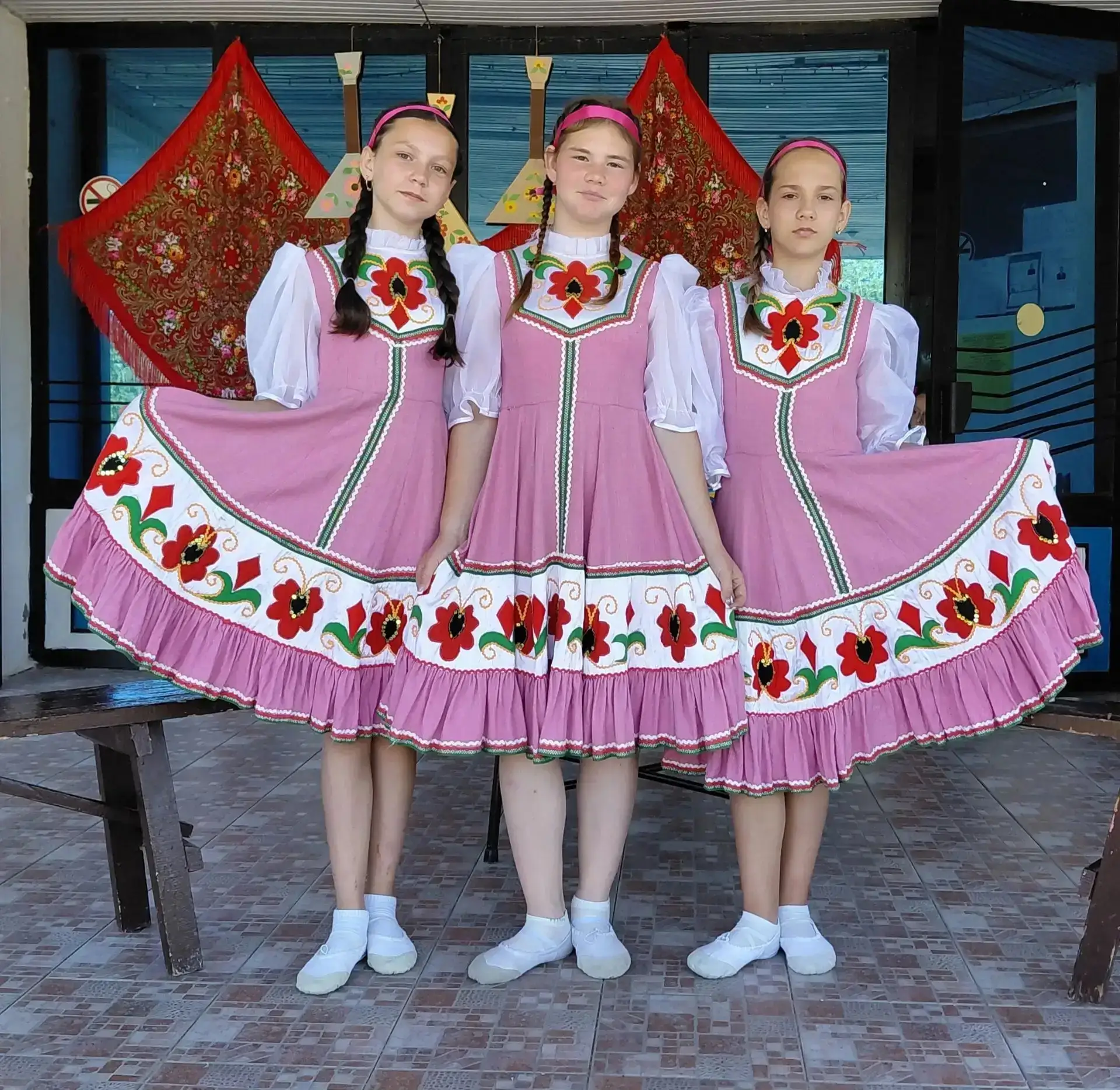 Отметили День балайки в Соломенском Доме культуры 

 🎶Летним вечером на открытой площадке возле Дом