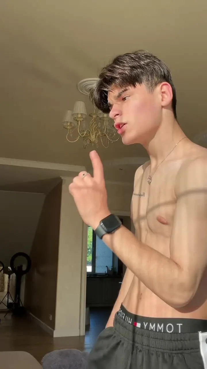 Работаю, над своим телом💔