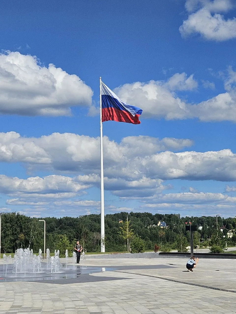 С ДНЁМ РОССИИ!!!

ТЕХНОМАРКЕТИНГ