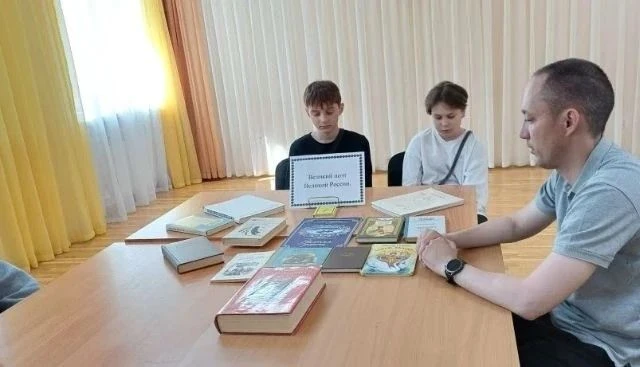 Специалисты Семейного многофункционального центра в Альметьевском муниципальном районе провели бесед