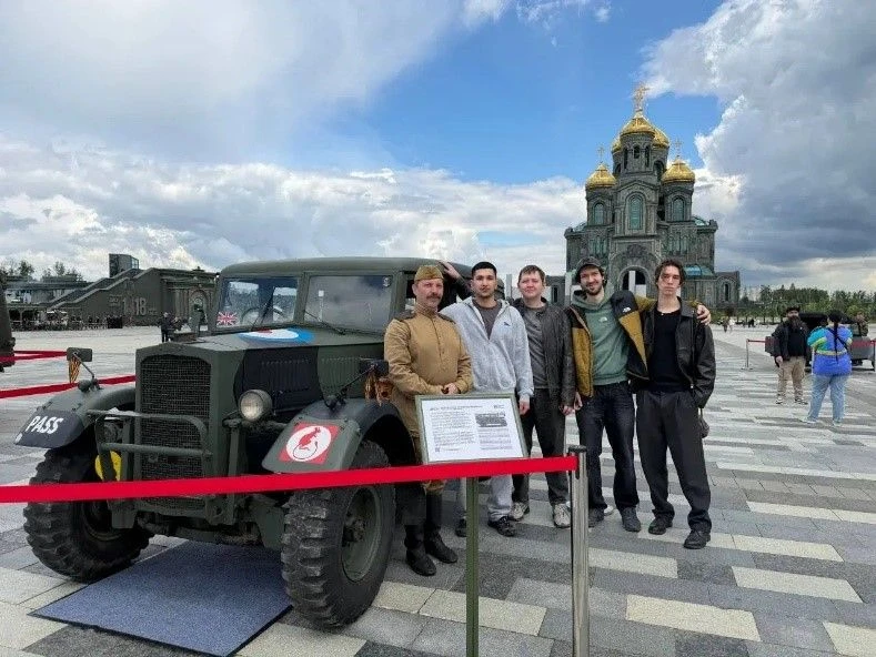 🎗 Главный храм ВС РФ

Студенты Московского инновационного университета посетили Главный храм Вооруж