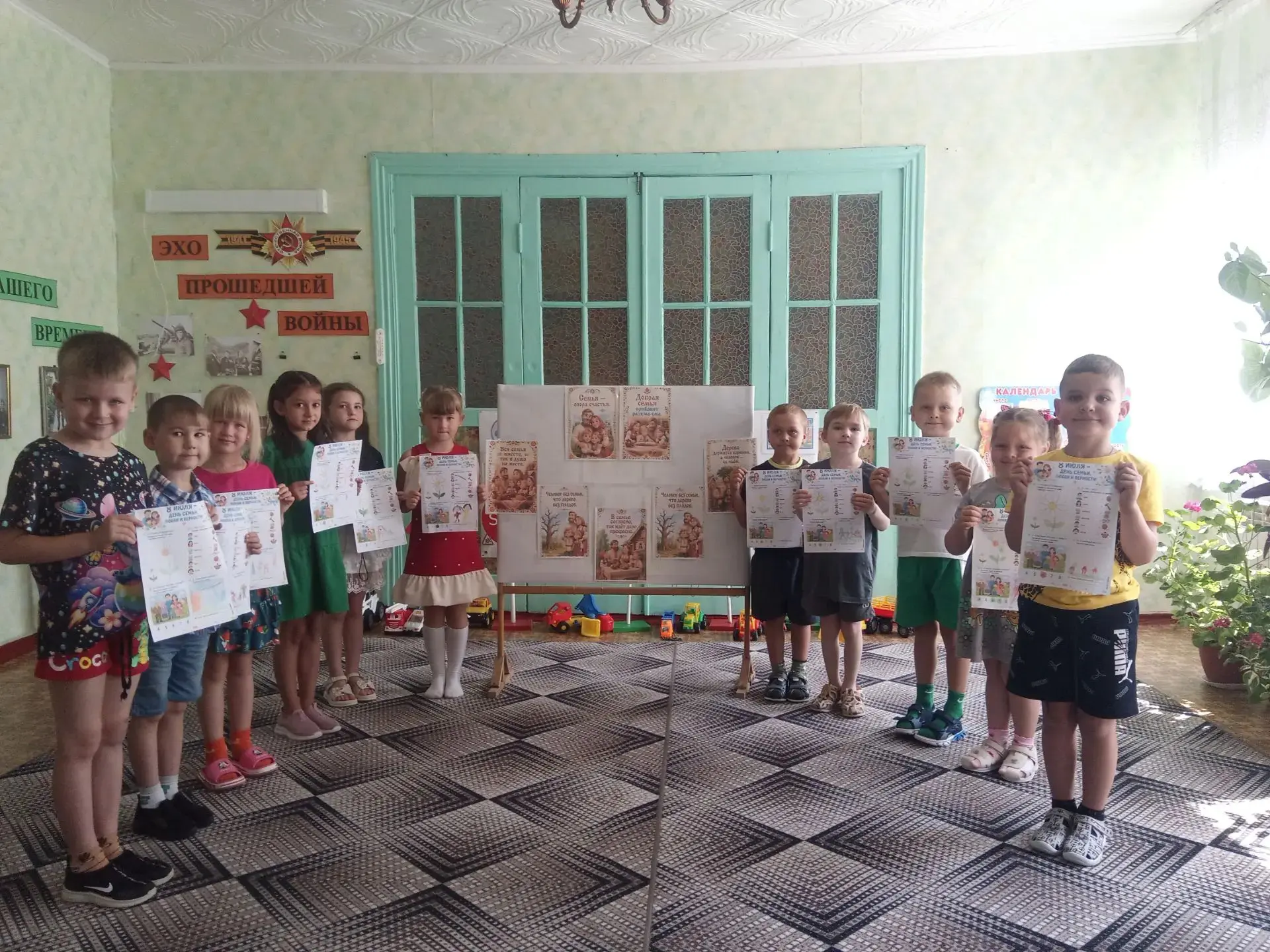 В нашем детском саду в старших группах  состоялась увлекательная и познавательная беседа, посвященна