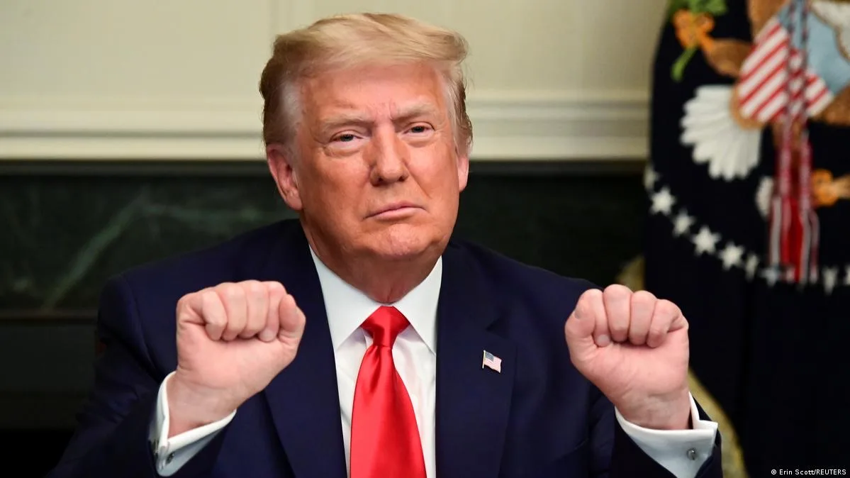 Трамп заявил, что Иран хочет вести переговоры по урегулированию конфликта.

«Они хотят поговорить, и