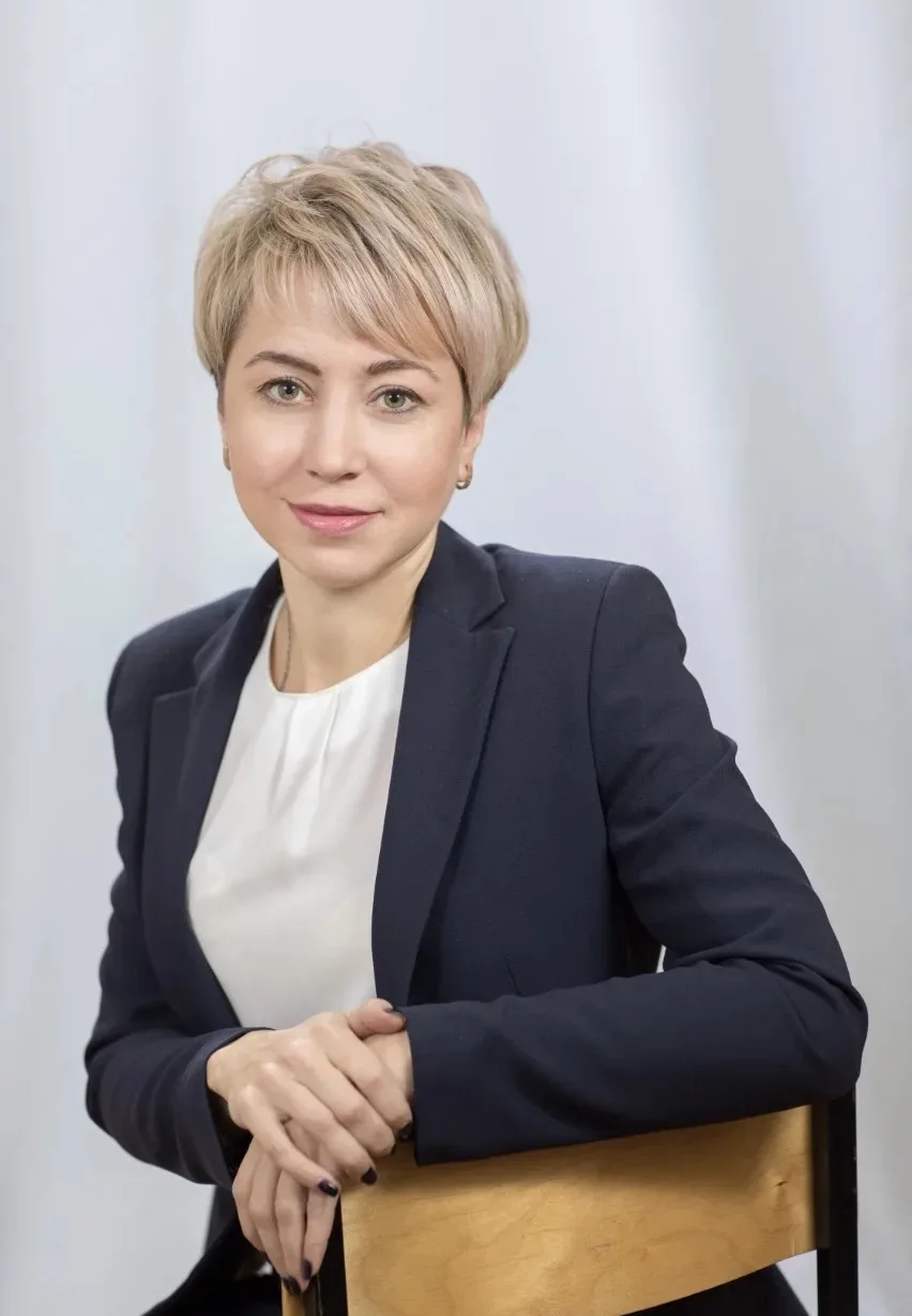 Дорогие ребята!

Сегодня вы сдаёте очередной экзамен. Я хочу пожелать вам спокойствия, уверенности в