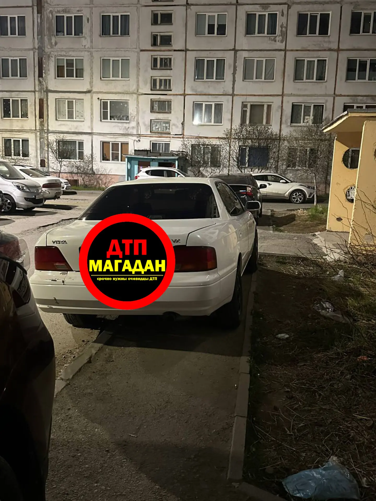 Встал на тротуаре

💬От подписчика

💬 Ссылка на наш канал в Максе: 
https://max.ru/dtp_magadan

💬Ч